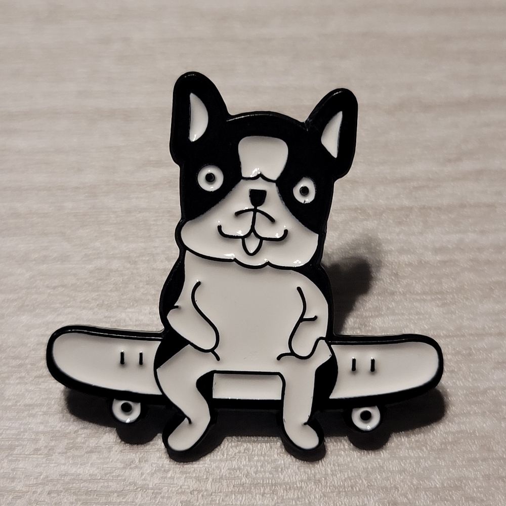 French Bulldog Sitting On A Skateboard Enamel Pin - Picture 1 of 8